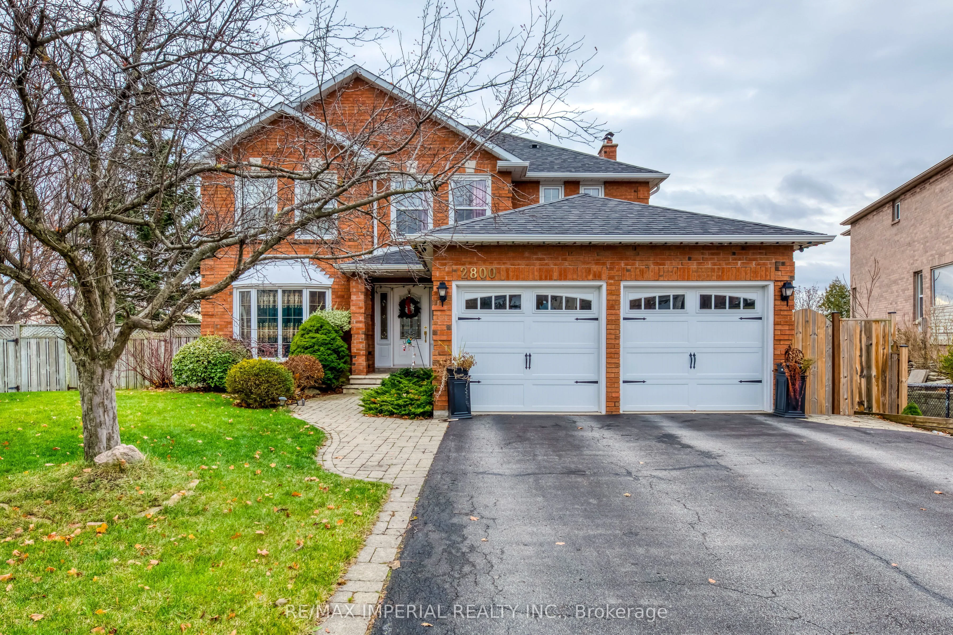 2800 Huntingdon Trail S, Oakville, ON L6J 6Y4