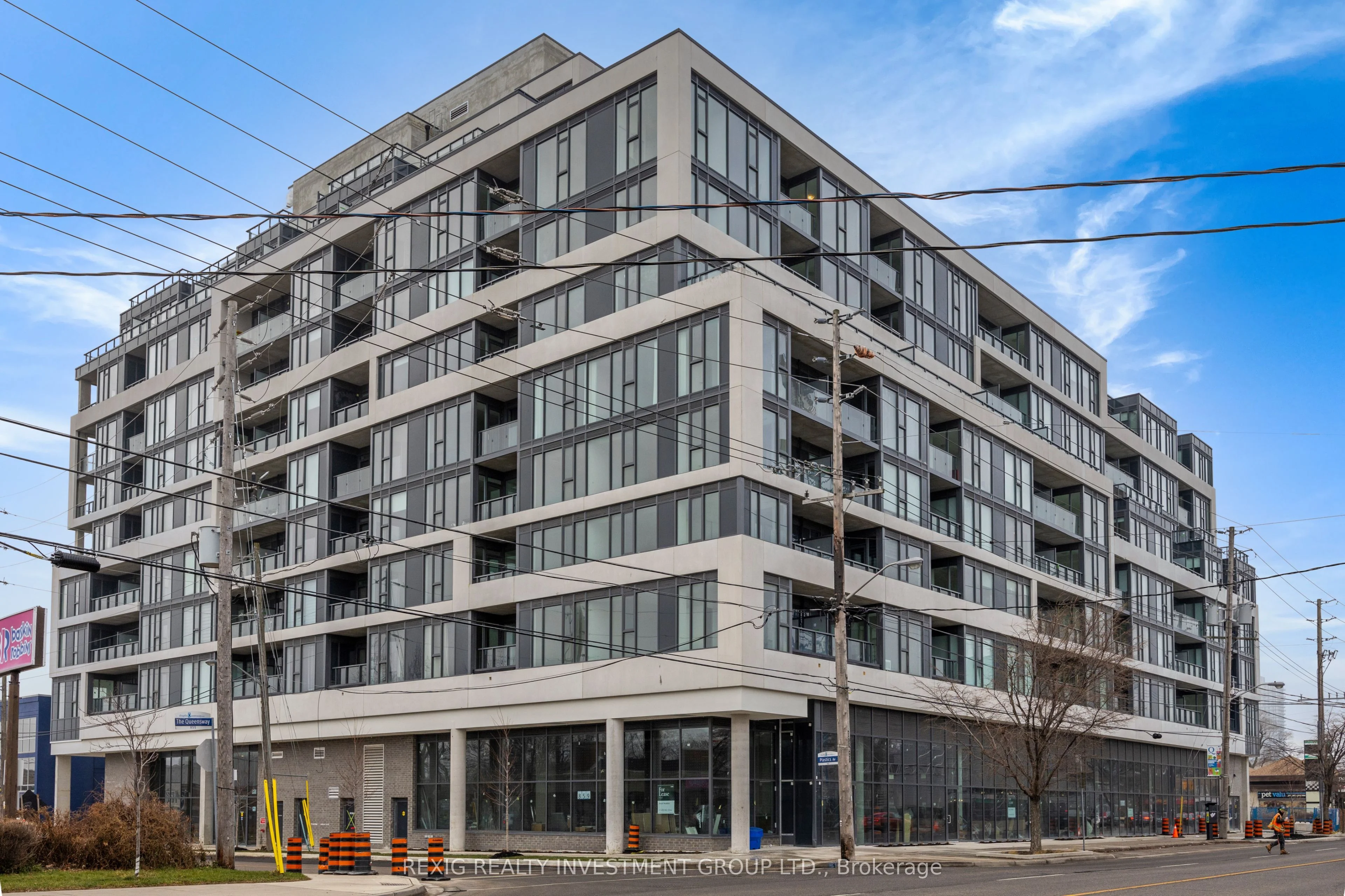 #418 859 The Queensway, Toronto W07, ON, M8Z 1N8