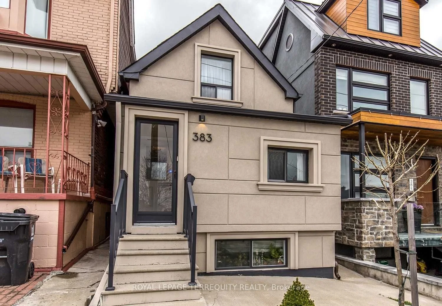 383 McRoberts Avenue Upper, Toronto W03, ON M6E 4R1