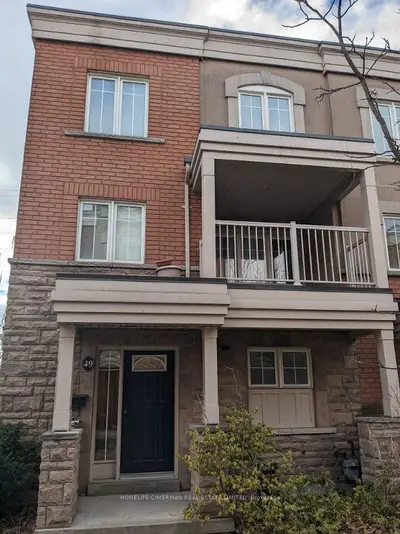 365 Murray Ross Parkway 49, Toronto W05, On M3j 3t7
