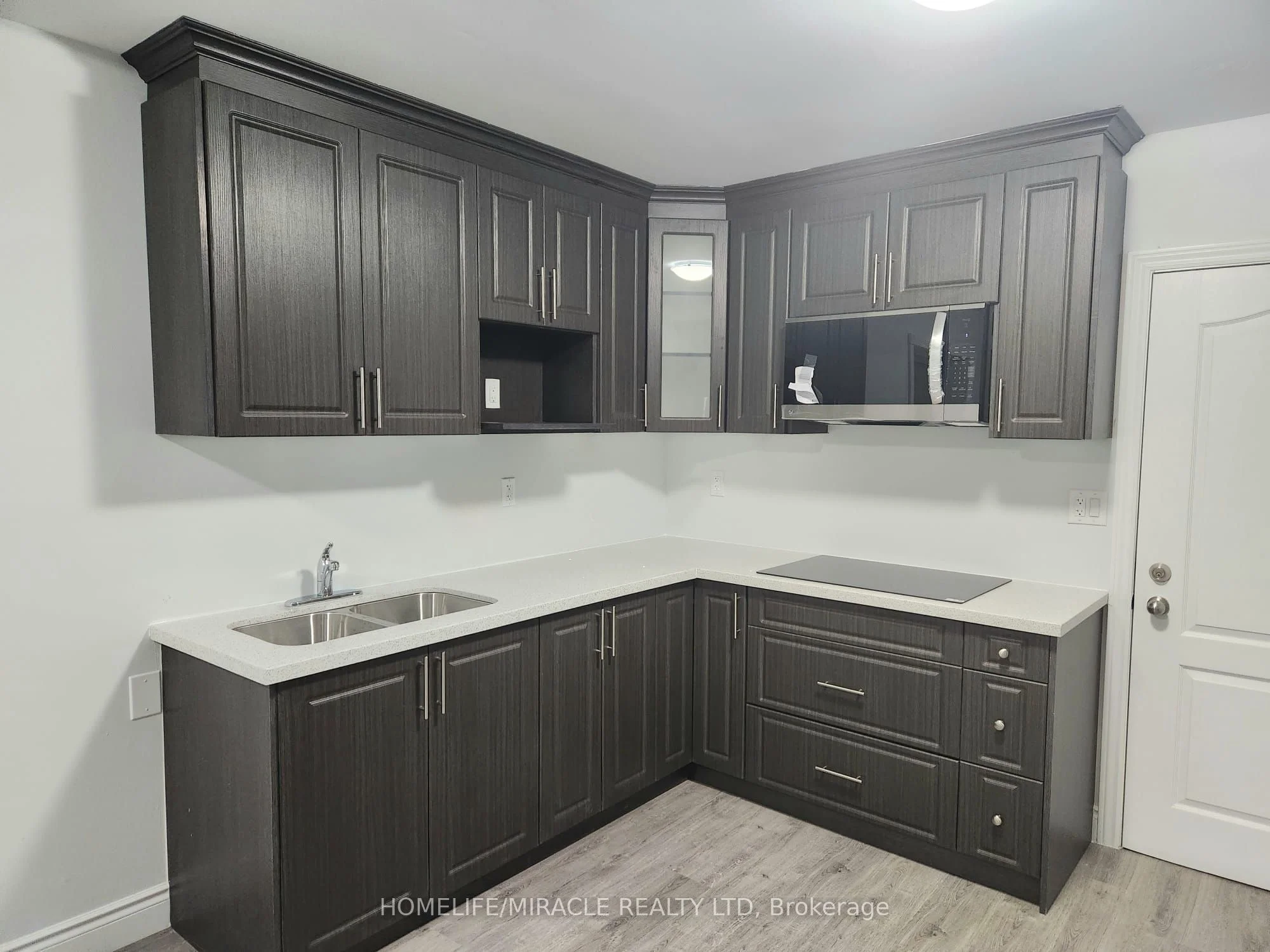 10 Garden Wood Avenue, Caledon, ON L7C 1A9