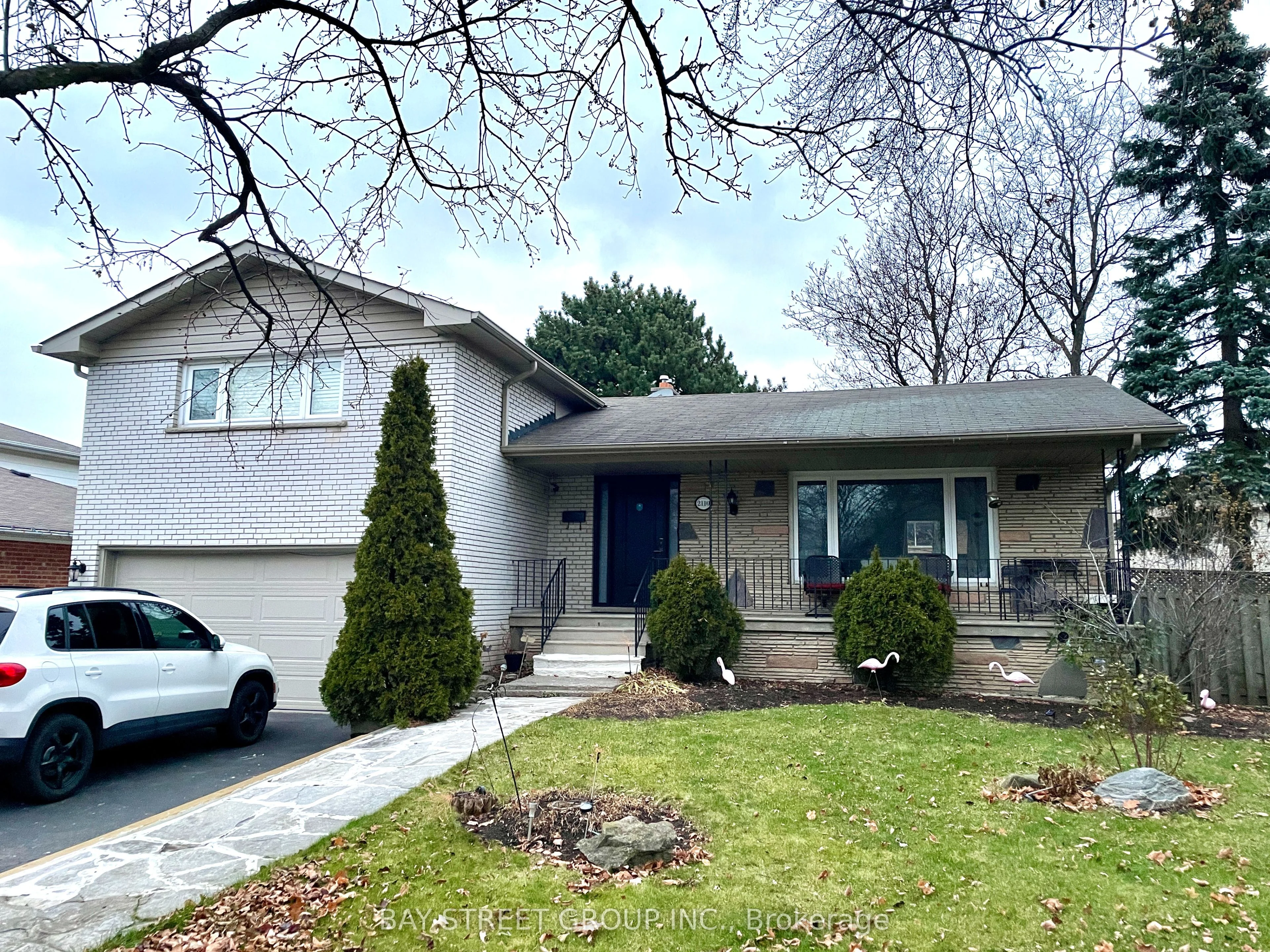 2110 Waycross Crescent, Mississauga, ON L5K 1H9