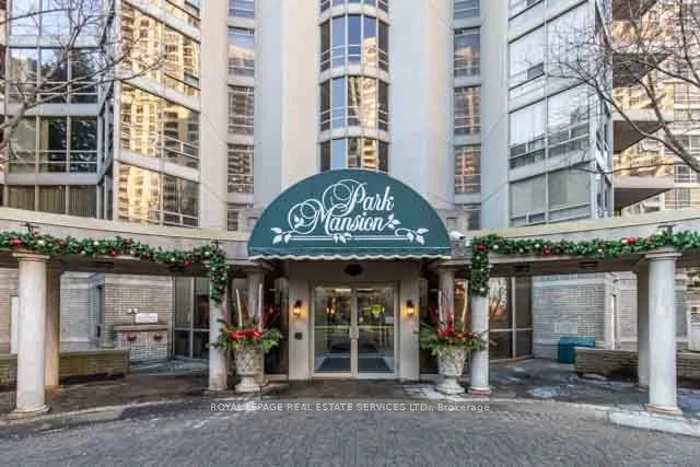 45 Kingsbridge Garden Circle 3203, Mississauga, ON L5R 3K4