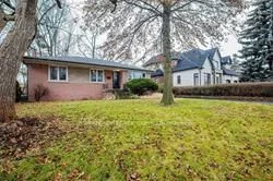 422 Sandmere Place, Oakville, ON L6L 4G4