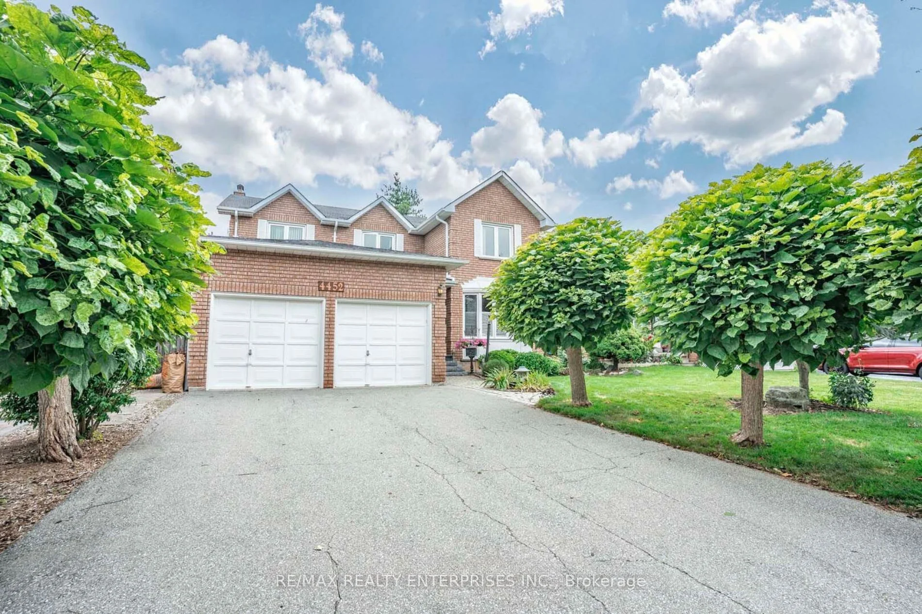 4452 Marshdale Court, Mississauga, On L5m 4e9