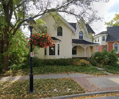 468 Locust Street, Burlington, On L7s 1v1