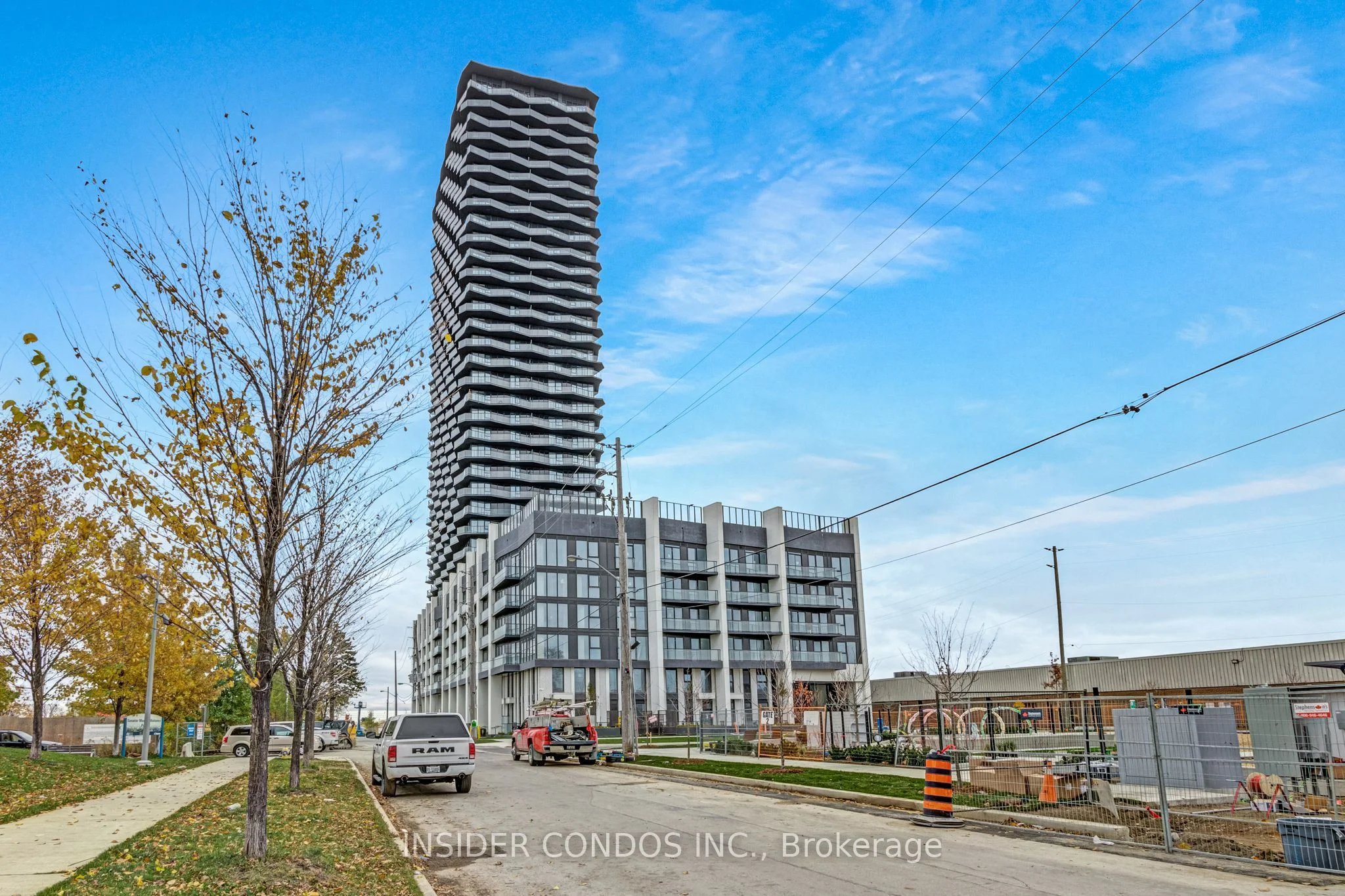 36 Zorra Street 2510, Toronto W08, On M8z 4z7