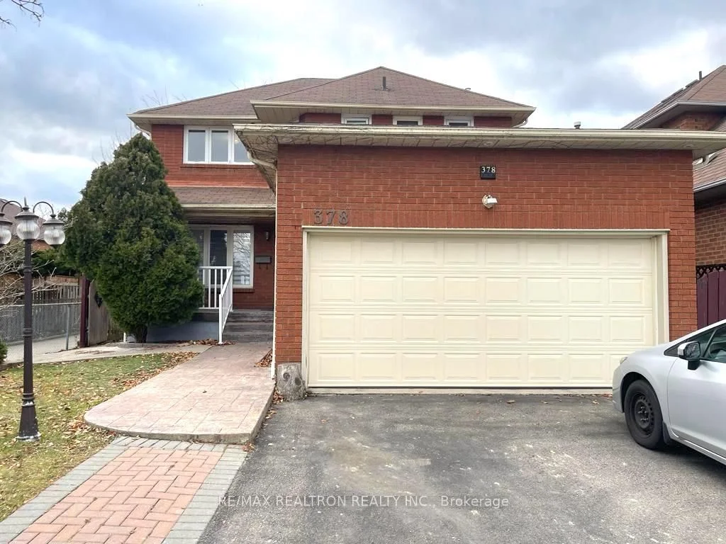 378 Wendron Crescent Upper, Mississauga, ON L5R 3H3