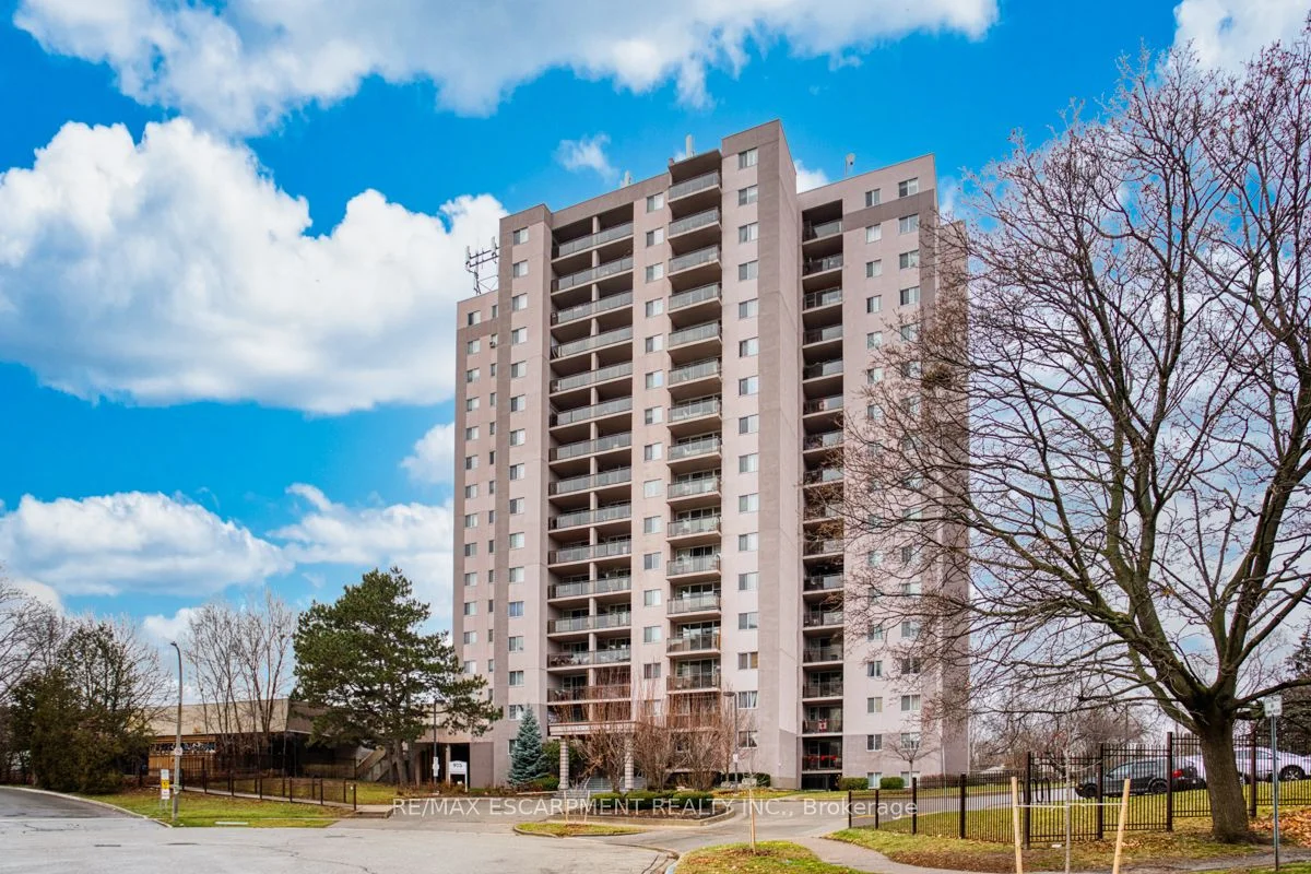 975 Warwick Court 808, Burlington, On L7t 3z7
