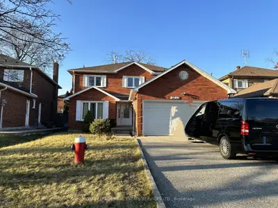 1233 Ironwood Court, Mississauga, On L5c 3r9