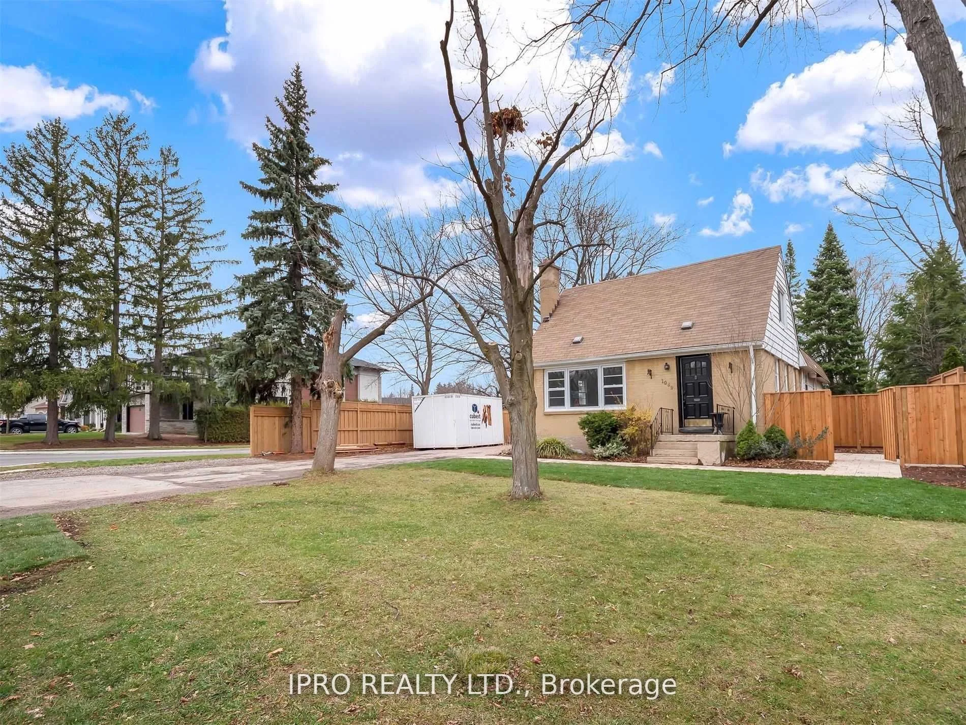 1089 Truman Avenue, Oakville, On L6h 1y7
