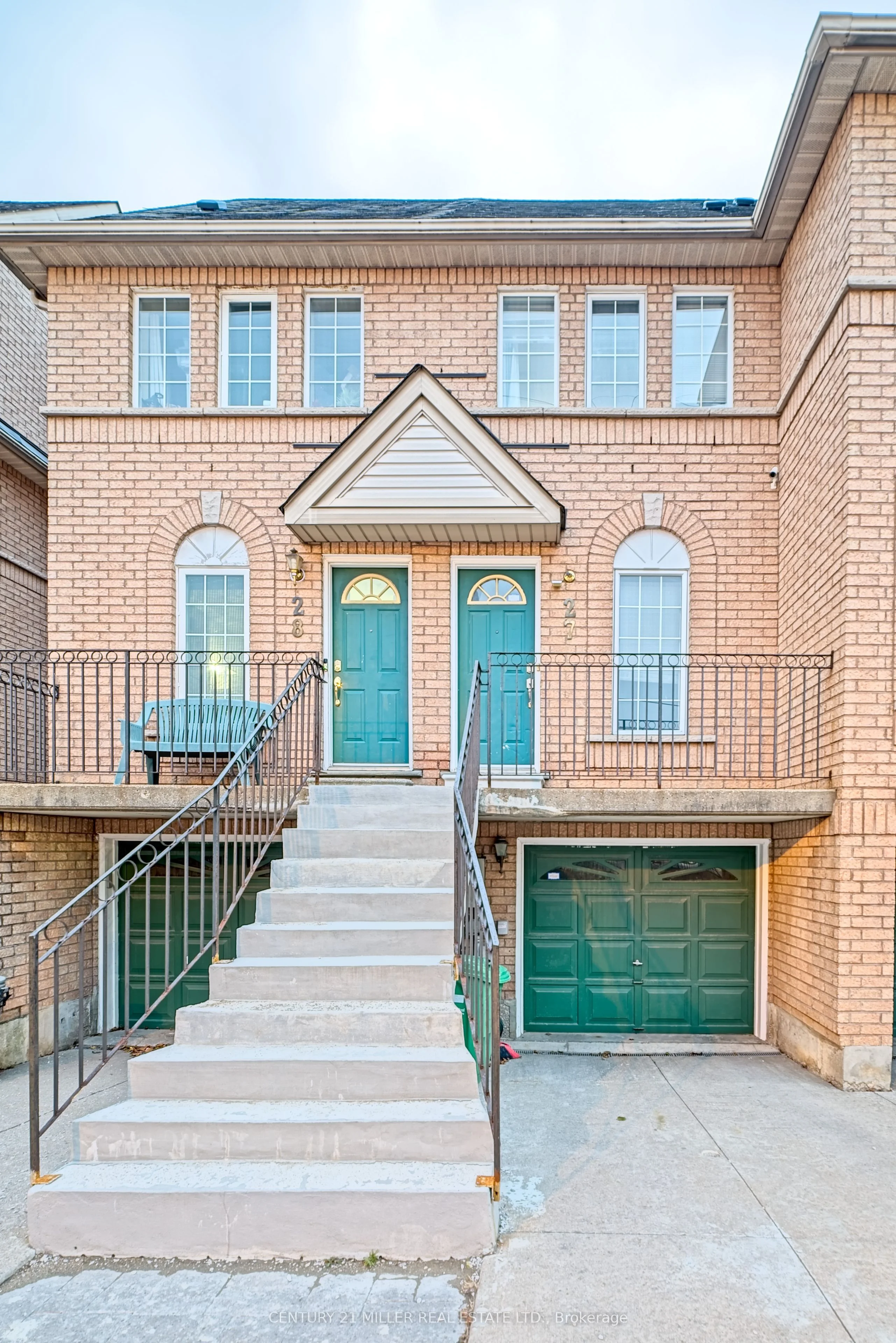 75 Strathaven Drive E 27, Mississauga, On L5r 3w1