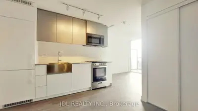 270 Dufferin Street 1212, Toronto W01, ON M6K 0H8