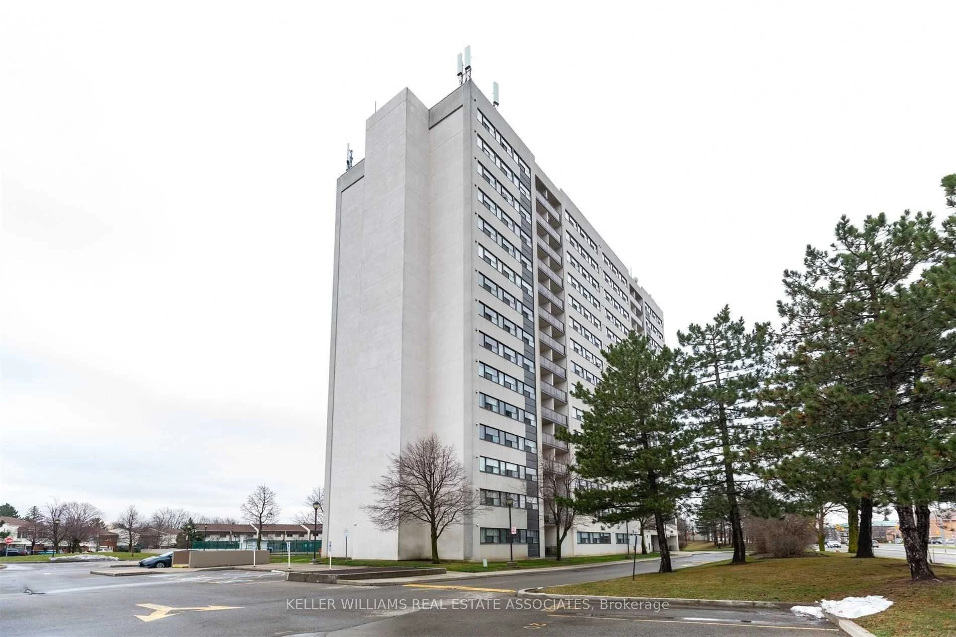 2900 Battleford Road N 1008, Mississauga, ON L5N 2V9