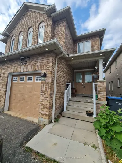 7153 Village Walk E, Mississauga, On L5w 1x2