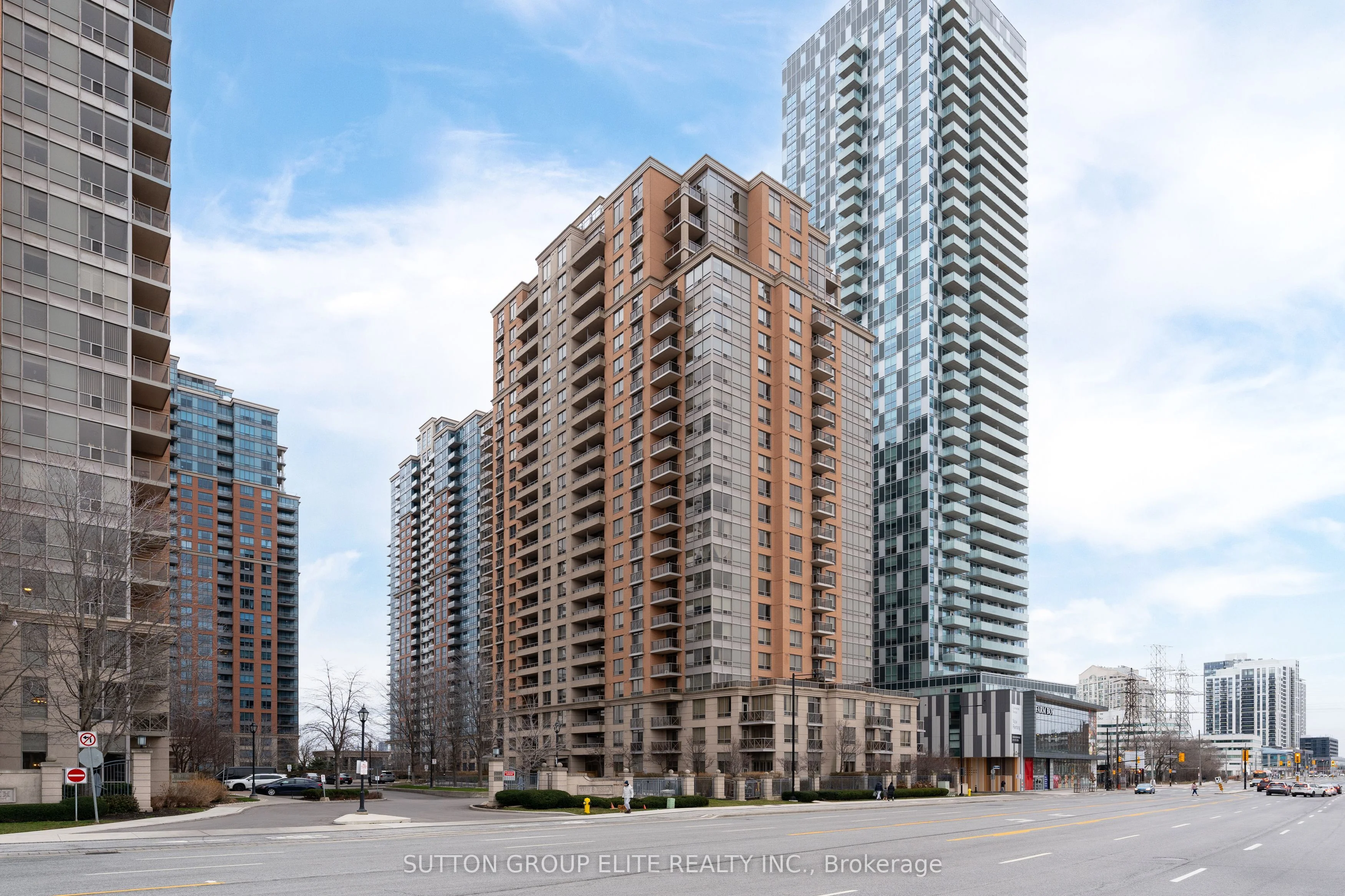 5233 Dundas Street W 1019, Toronto W08, On M9b 1a6