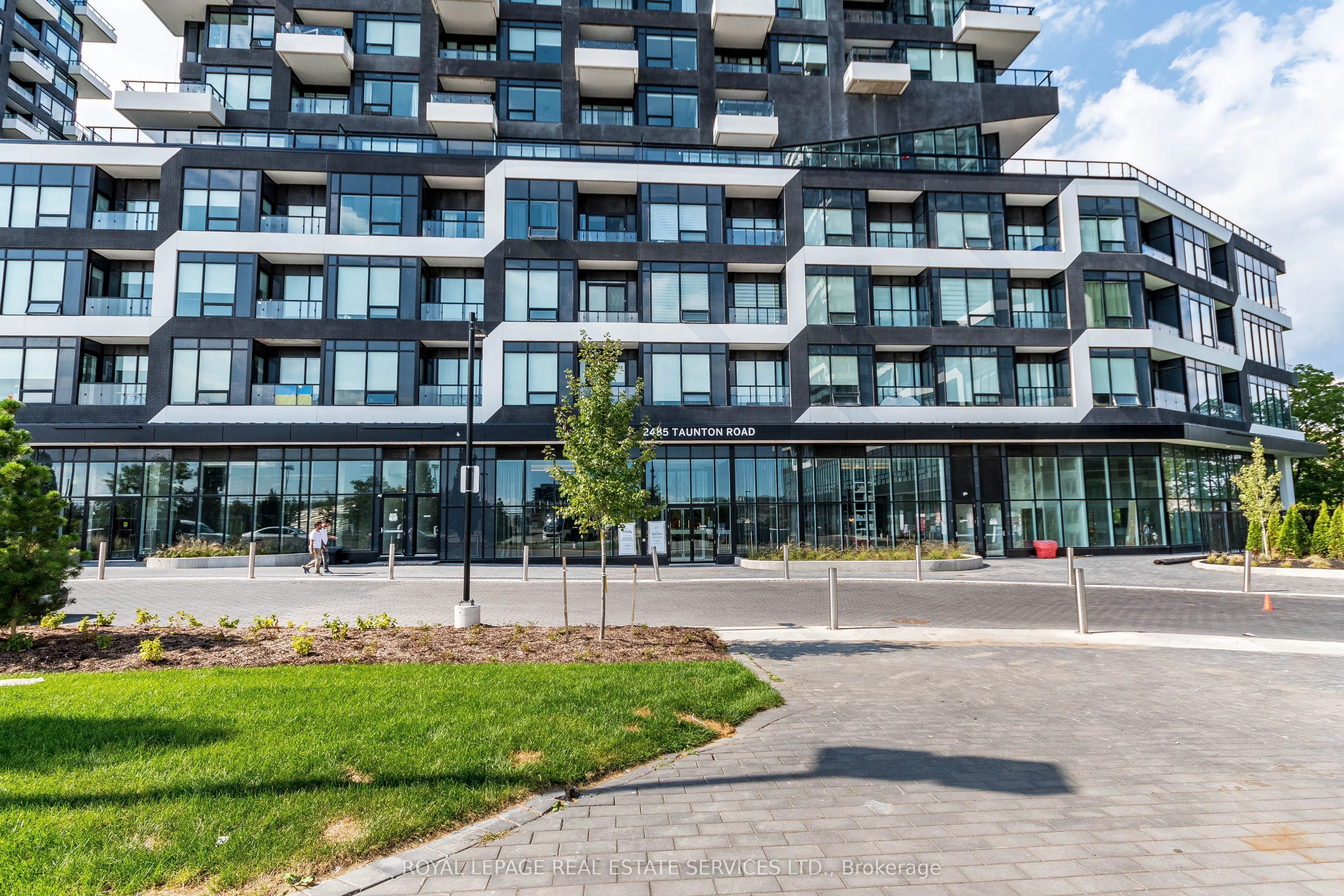 2485 Taunton Road 1130, Oakville, On L6h 3r9
