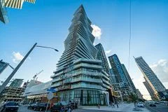3900 Confederation Parkway 5208, Mississauga, On L5b 0m3