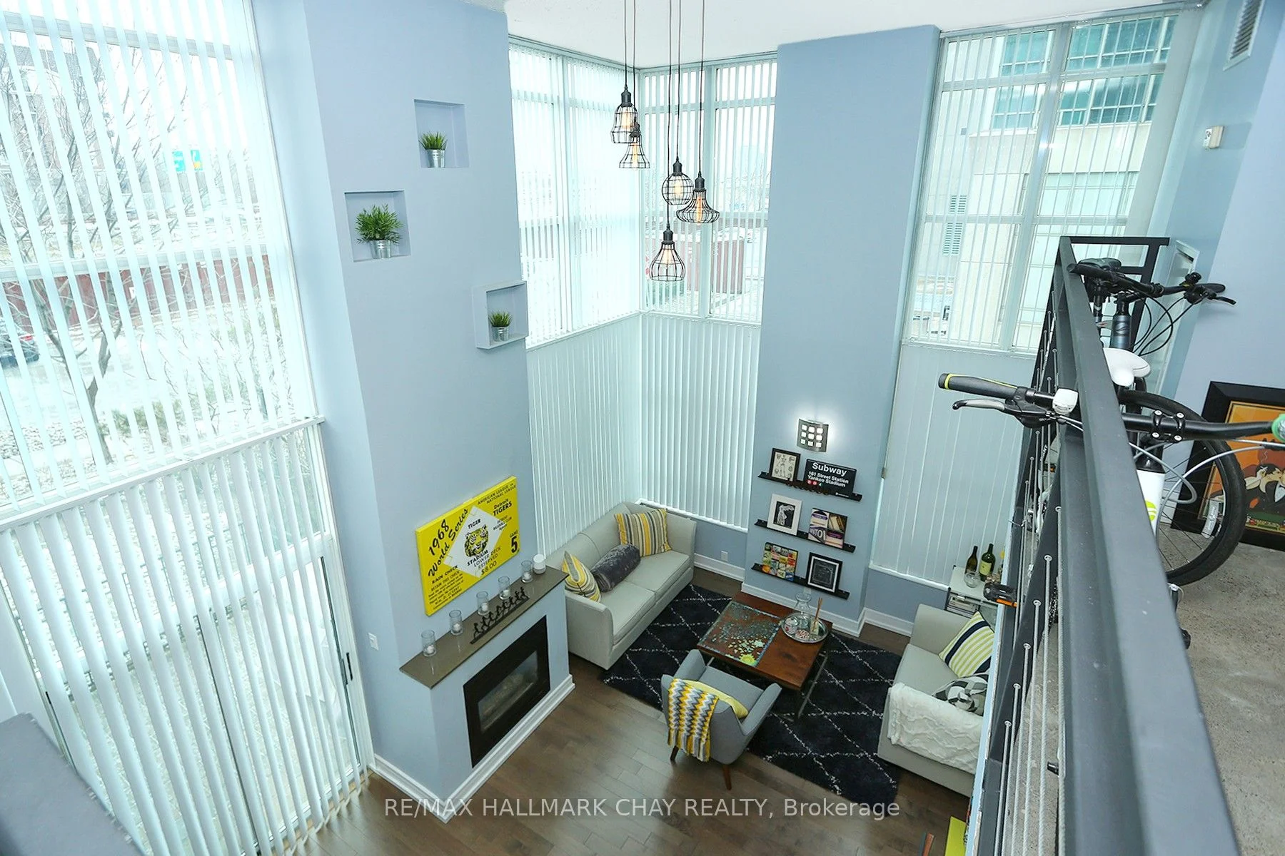 200 Manitoba Street 135, Toronto W06, On M8y 3y9