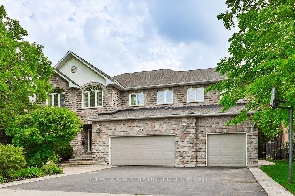 Detached in Burlington