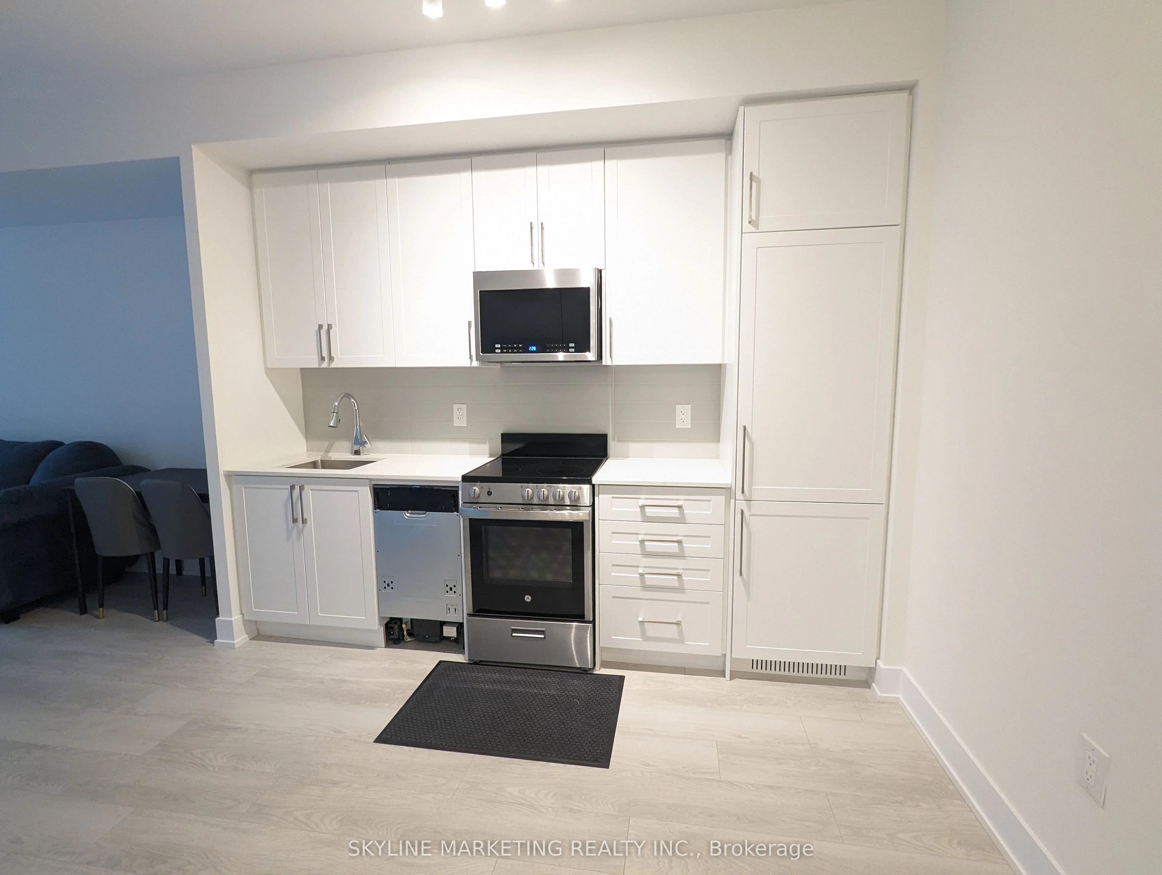 2450 Old Bronte Road 428, Oakville, On L6m 5p6