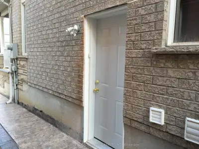 3175 Mcdowell Drive Bsmt, Mississauga, On L5m 7v4