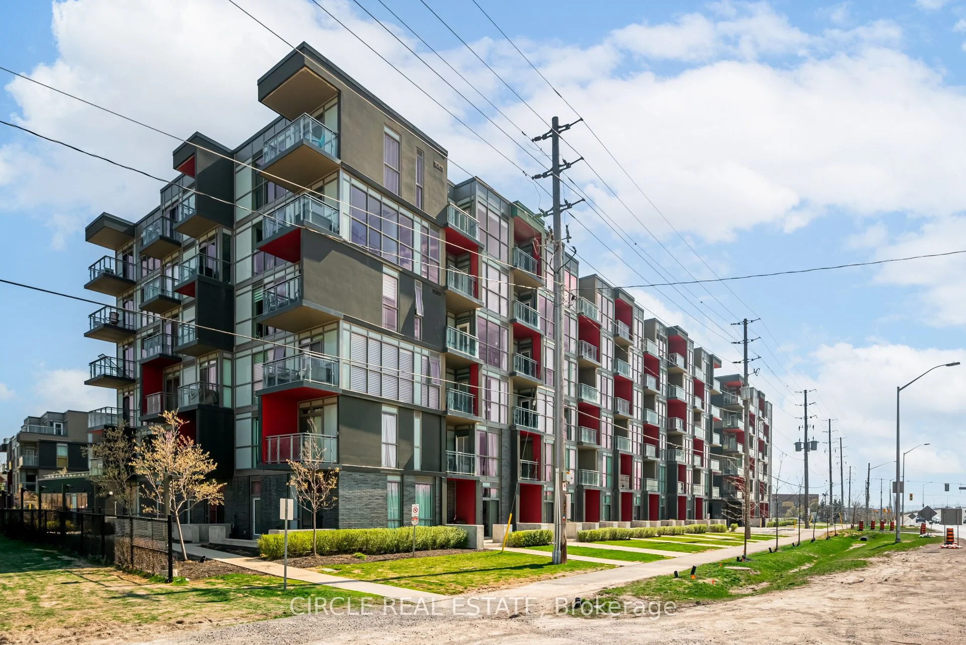 5260 Dundas Street N C405, Burlington, ON L7L 0J7