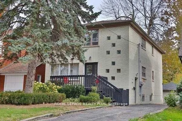 35 Wanita Road, Mississauga, On L5g 1b3