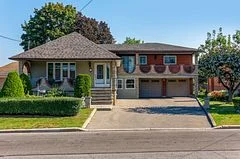 5 Lady York Avenue, Toronto W05, On M3k 1p4