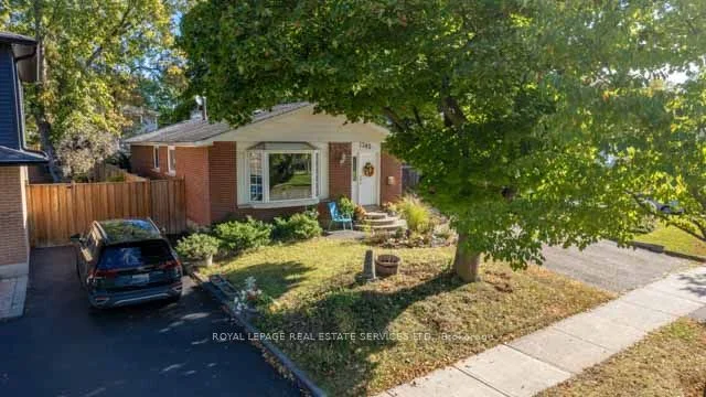1345 Oxford Avenue, Oakville, On L6h 1t2
