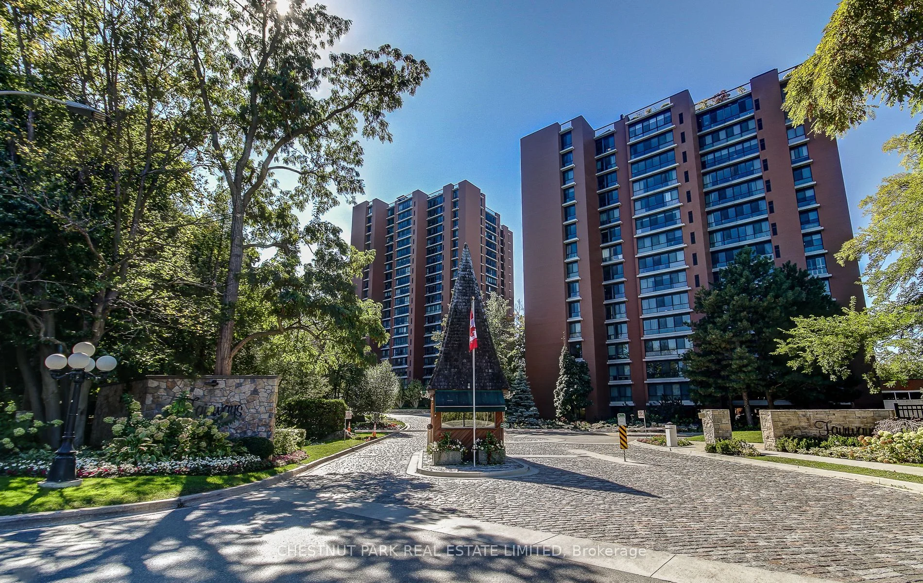 1400 Dixie Road 2104, Mississauga, On L9y 5c4