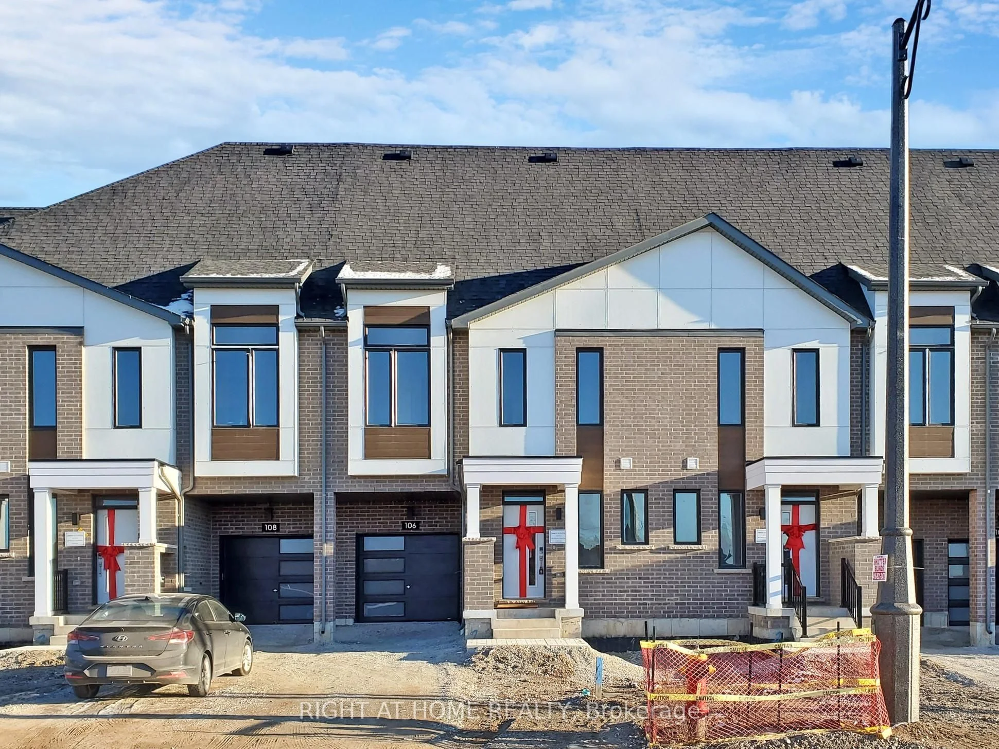 106 Settlers Road Road E, Oakville, On L6h 7w5
