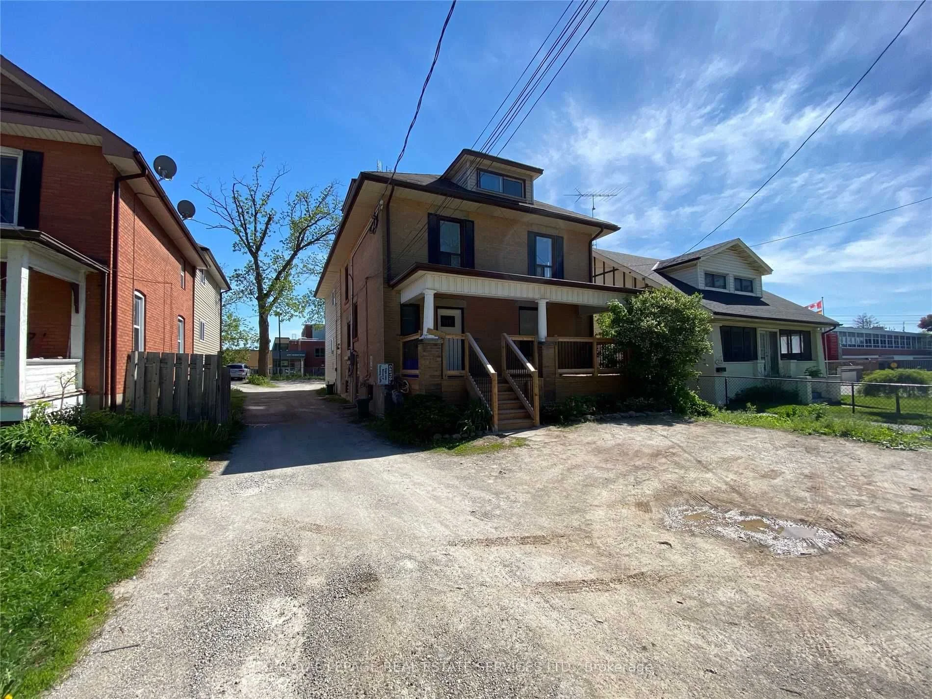 76 Guelph Street, Halton Hills, ON L7G 3Z5