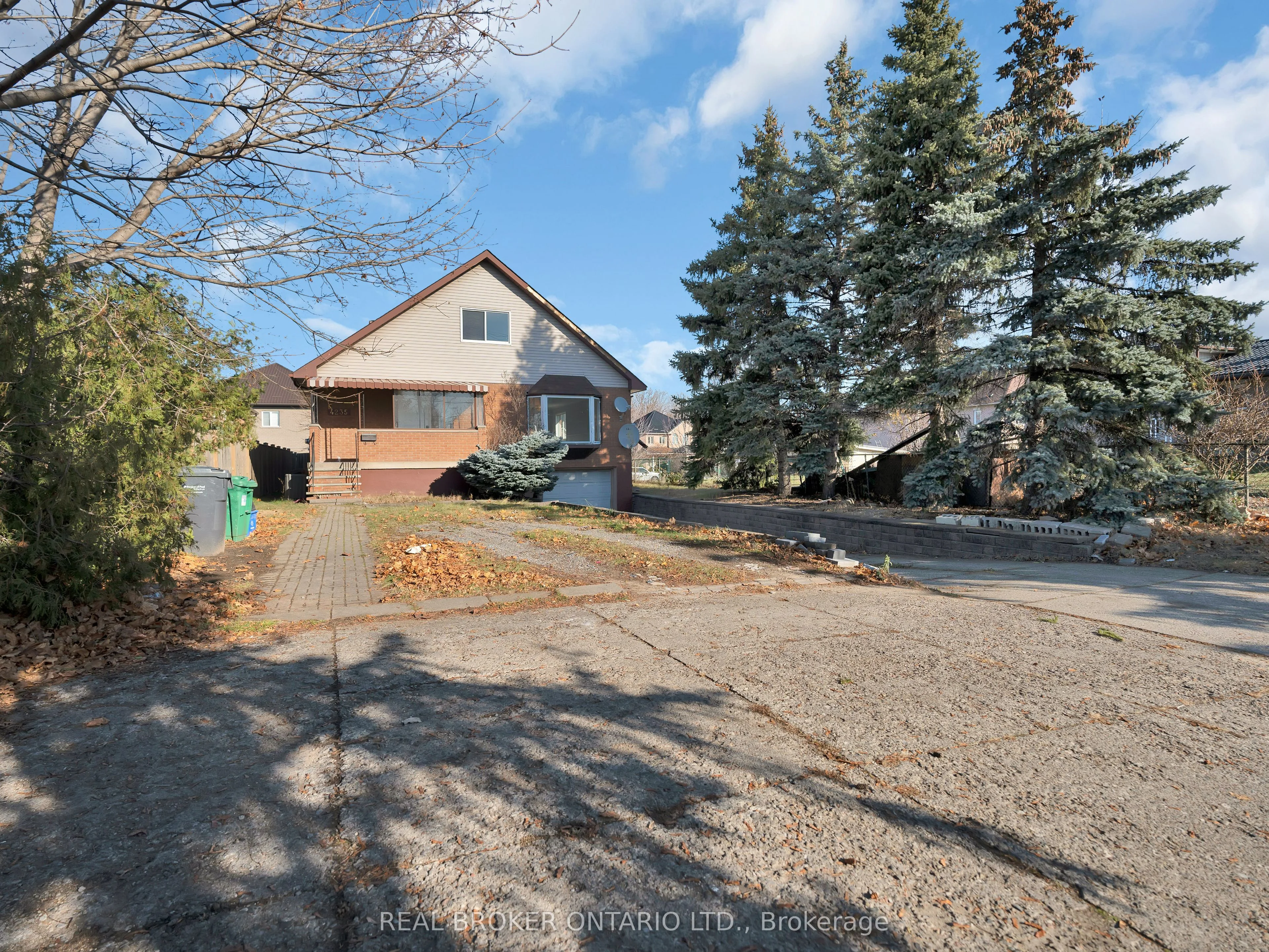 4235 Tomken Road Main, Mississauga, On L4w 1j7