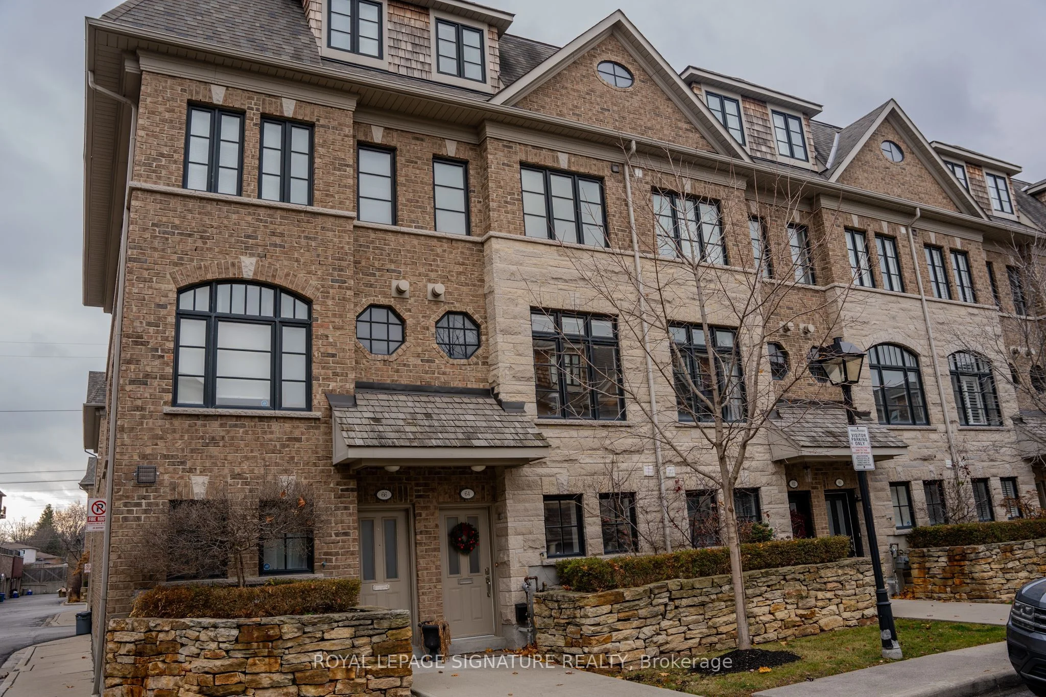 1812 Burnhamthorpe Road E 64, Mississauga, ON L4X 2J8