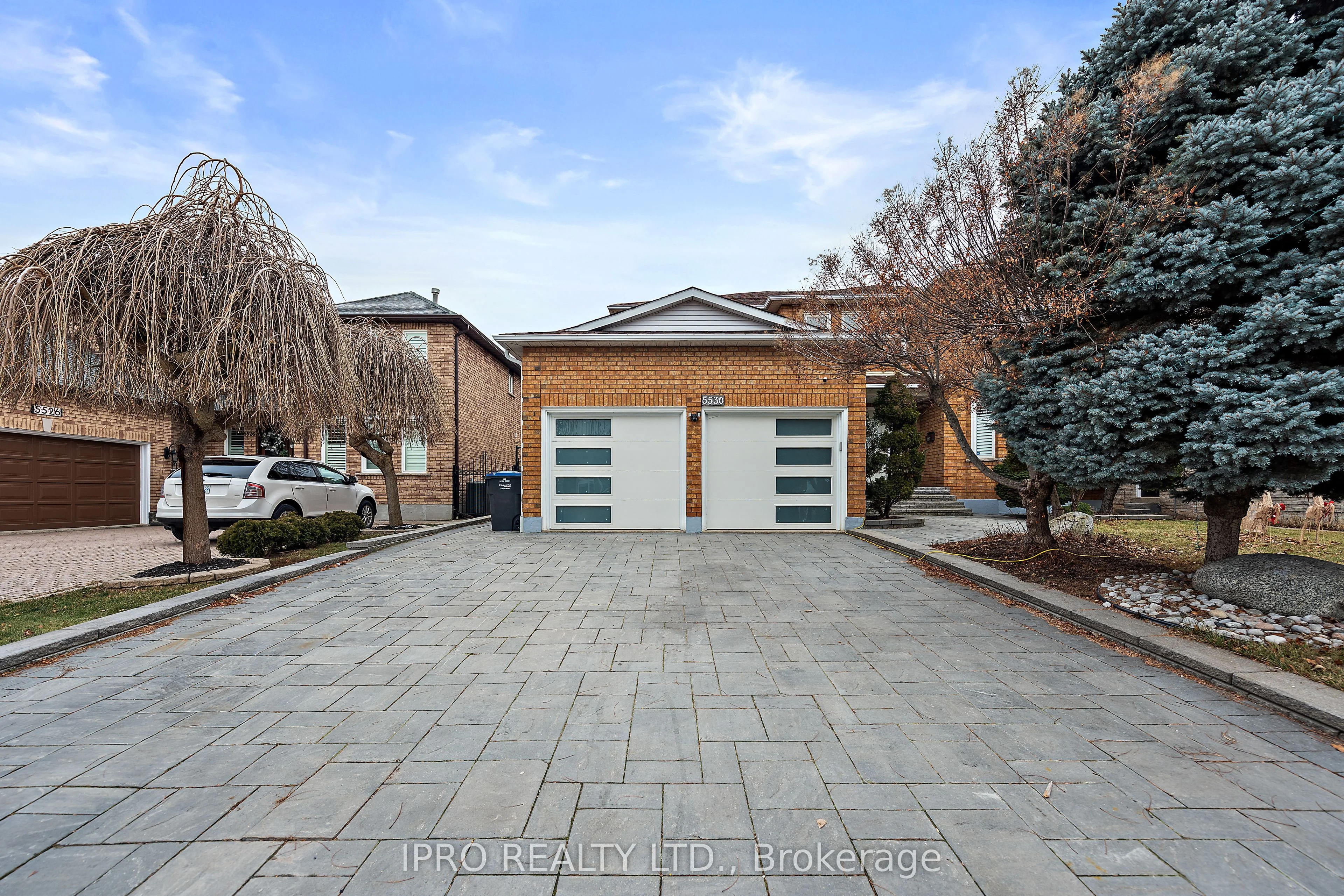 5530 Turney Drive BSMNT, Mississauga, ON L5M 4Y8