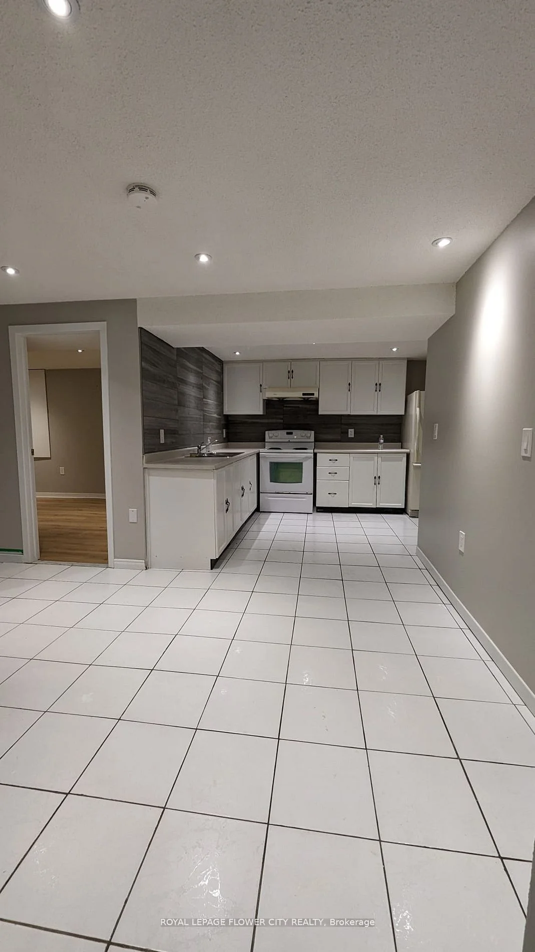 2605 Innisfil Road, Mississauga, On L5m 4j1