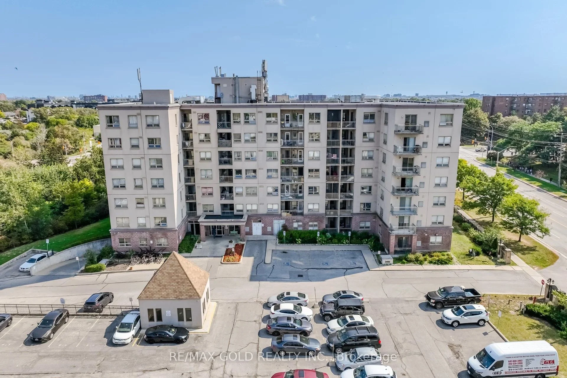 7405 Goreway Drive 312, Mississauga, ON L4T 0A3