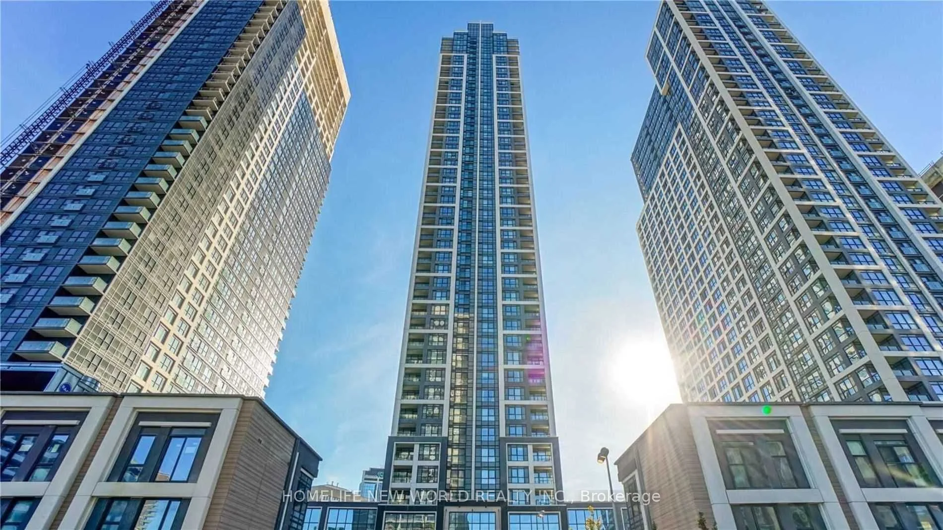 7 Mabelle Avenue 3702, Toronto W08, On M5t 0c9
