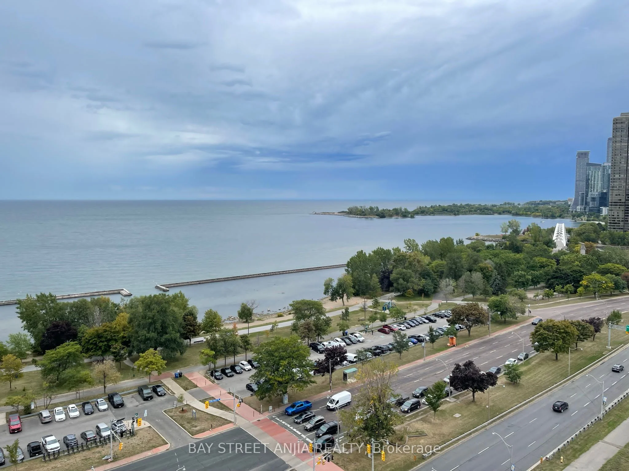 1928 Lakeshore Boulevard W 1815, Toronto W01, On M6s 0b1