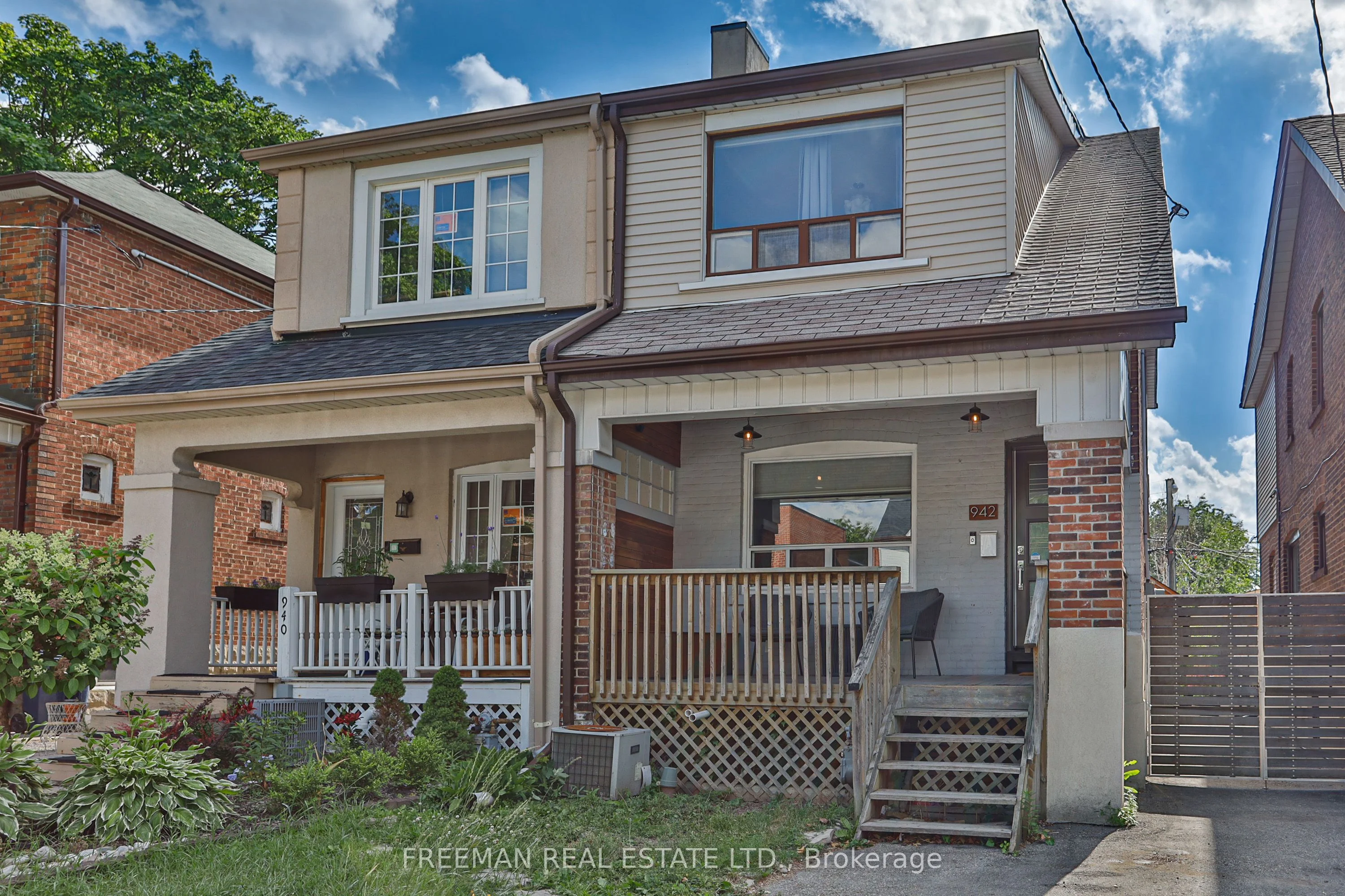 942 Shaw Street, Toronto W02, On M6g 3m6