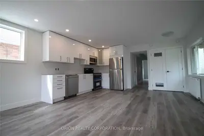 826 Runnymede Road Main Fl, Toronto W03, ON M6N 3V9