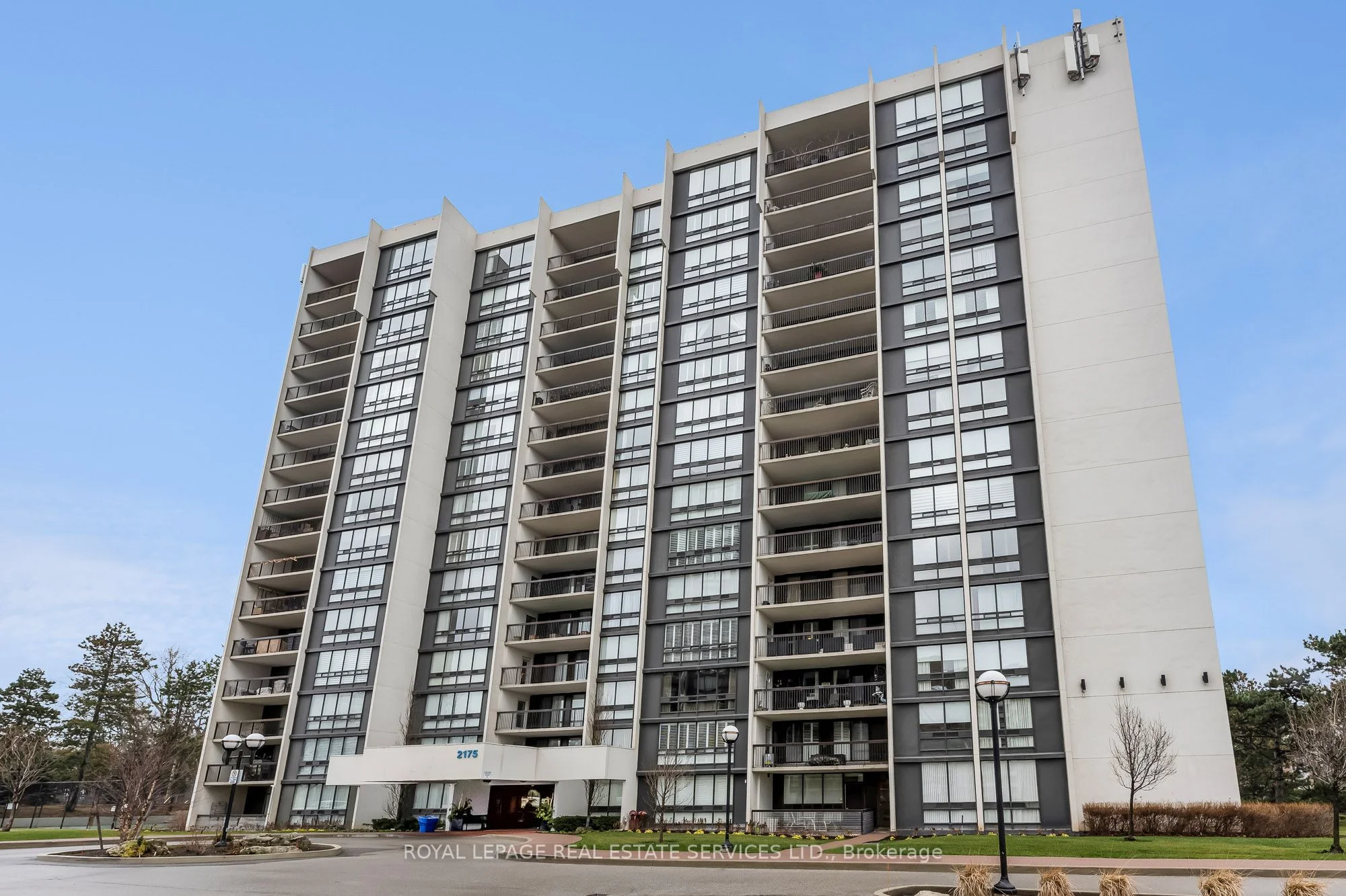2175 Marine Drive 801, Oakville, On L6l 5l5