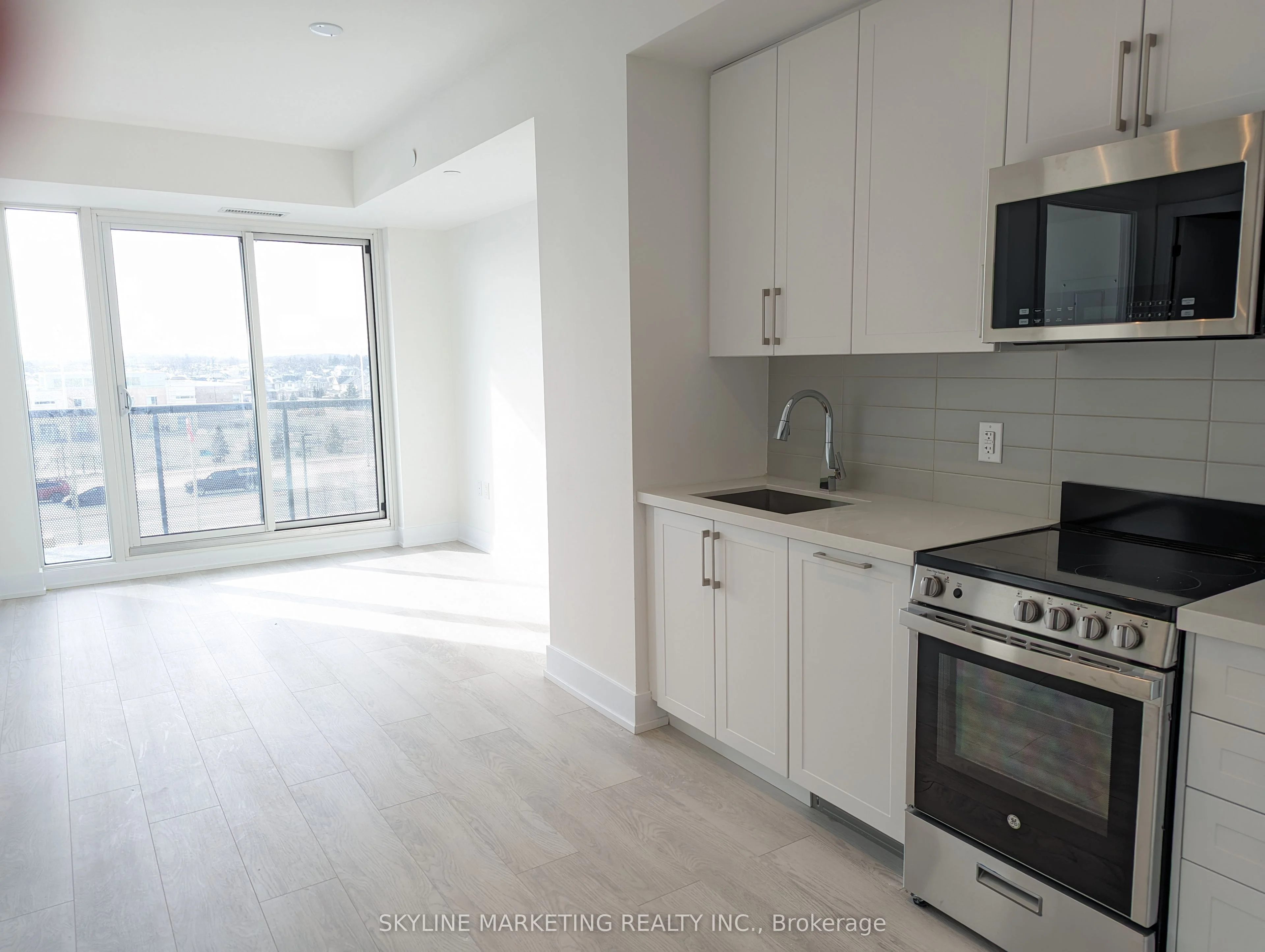 2450 Old Bronte Road 235, Oakville, On L6m 5p6