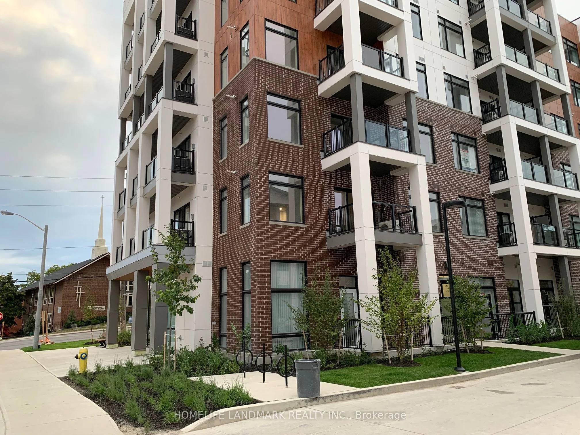 160 Canon Jackson Drive A102, Toronto W04, On M6m 0b6