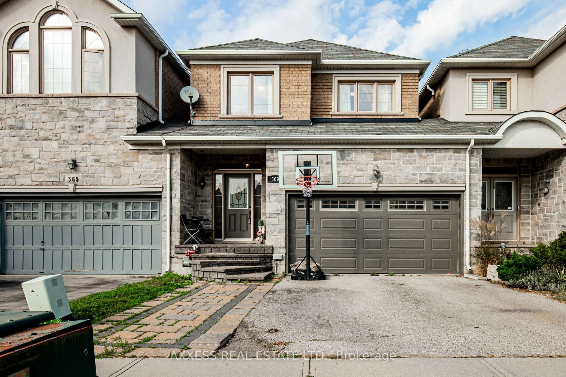 369 Spring Blossom Crescent, Oakville, On L6h 0c2