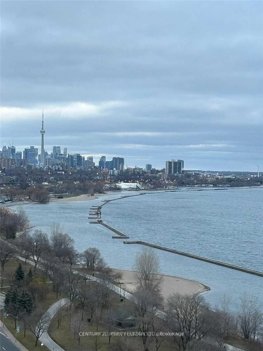 1926 Lake Shore Boulevard W 2106, Toronto W01, On M6s 1a1