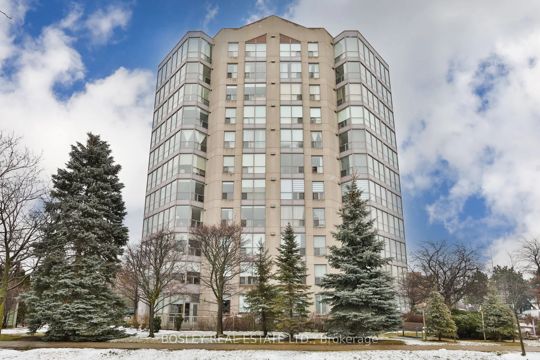 1500 Grazia Court 203, Mississauga, ON L4W 4Z9