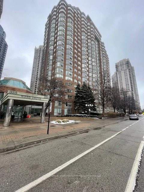 325 Webb Drive 401, Mississauga, On L5b 3z9