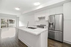 55 Creekbank Road 61, Toronto W04, ON M6L 1C7